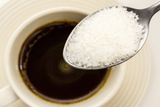 Nghiên cứu khoa học thói quen cho đường vào cà phê