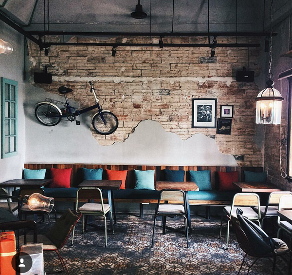 9 quán cafe vintage ở Sài Gòn lát nền gạch hoa. Ảnh 28