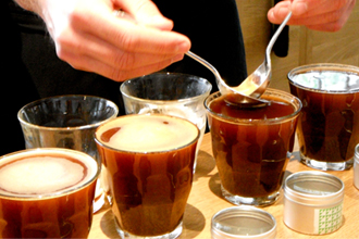 kỹ thuật thử nếm cà phê coffee cupping 1
