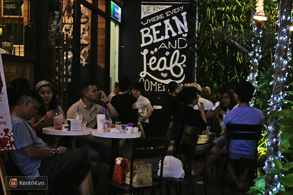 Những quán cafe ở phố đi bộ Nguyễn Huệ. Ảnh 17